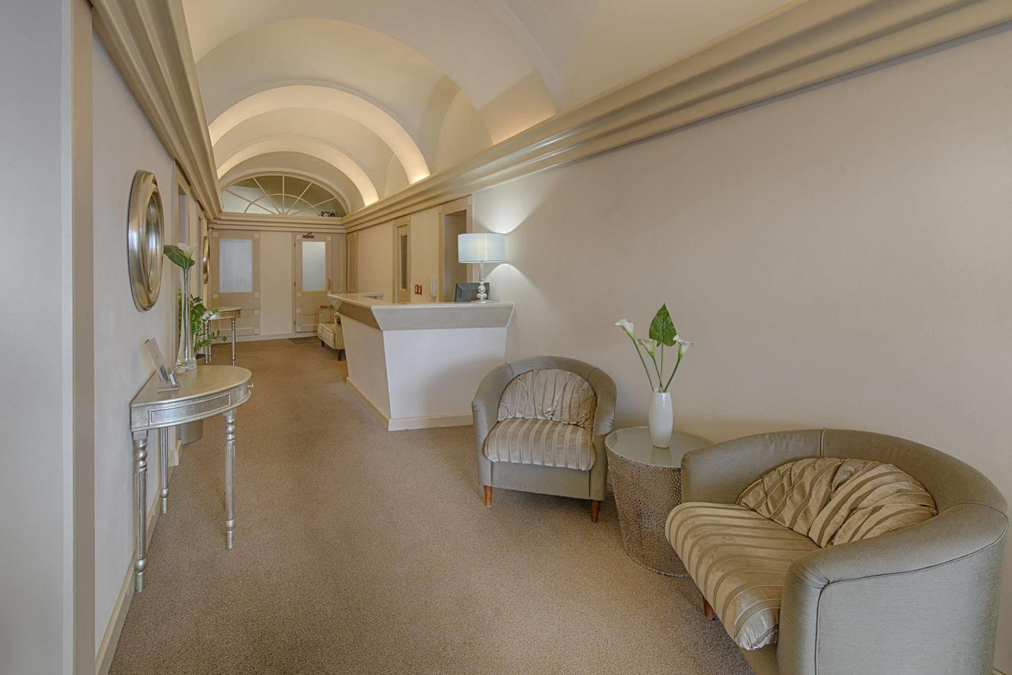 Hotel Embassy Karlovy Vary Exterior foto