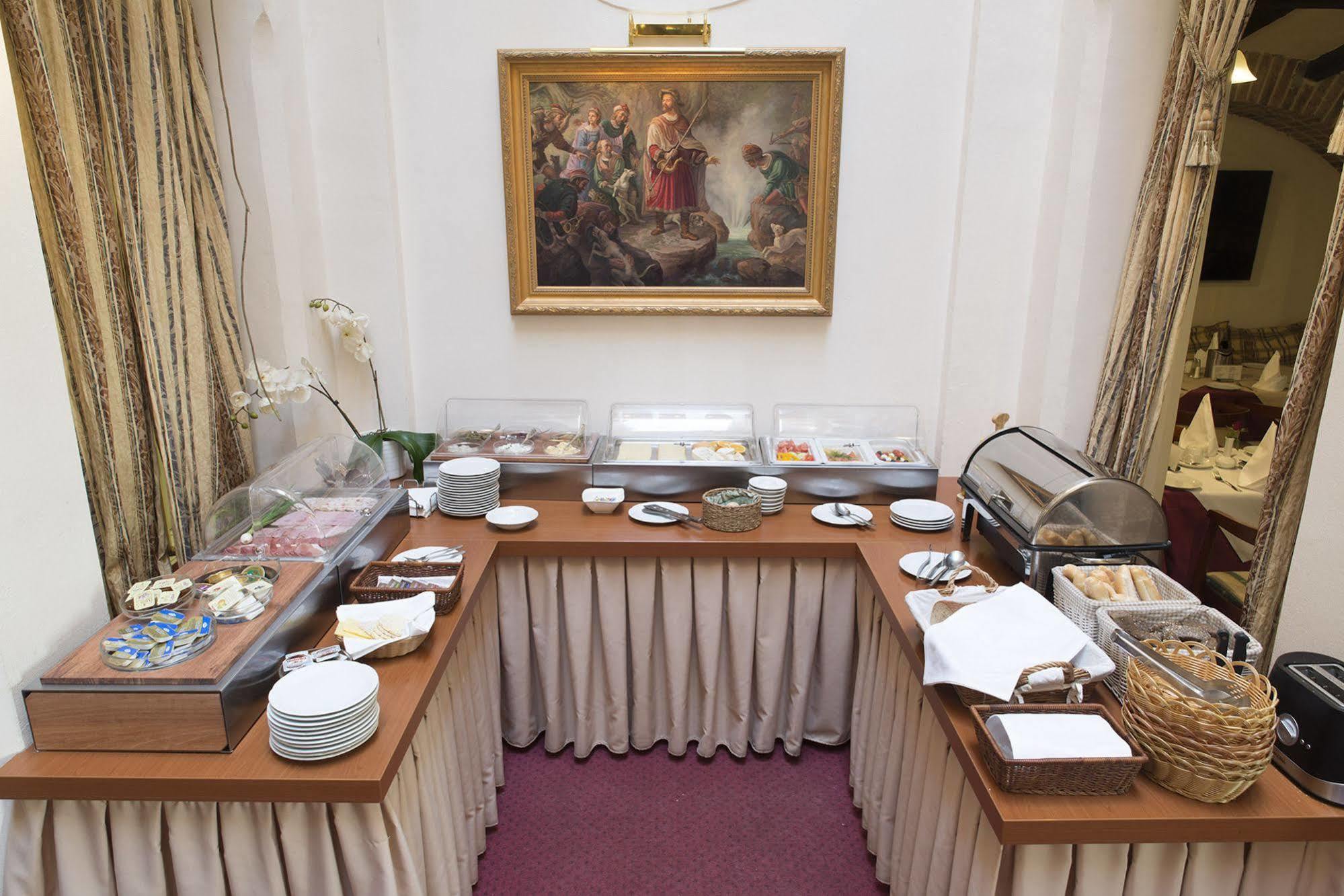 Hotel Embassy Karlovy Vary Exterior foto